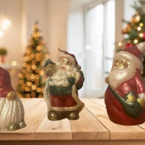 El yapımı, toksik olmayan, tamamen doğal, çevre dostu, biyolojik olarak parçalanabilir soya bazlı Noel Baba mum süsleri – Mükemmel Noel dekorasyonu, hediyesi!